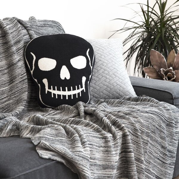Pletený polštářek SKULL černobílá vánoční dekorace
