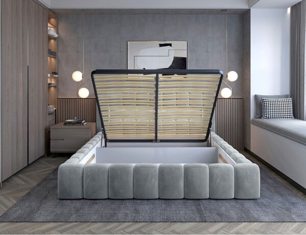 Světle šedá čalouněná dvoulůžková postel s úložným prostorem s roštem 140x200 cm Lamica – ELTAP
