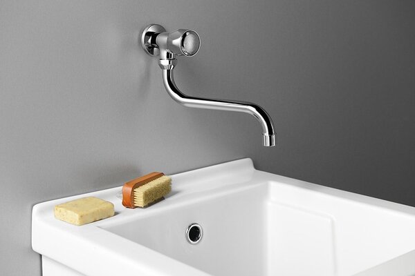 Aqualine Aqualine, Nástěnný ventil 1/2´´, otočná hubice, chrom, ZY1812