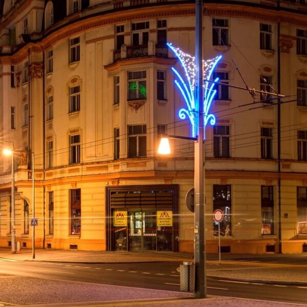 DECOLED Easy Fix světelná LED hadice venkovní, 100 m, ledově bílá, čirý kabel, IP44, cívka