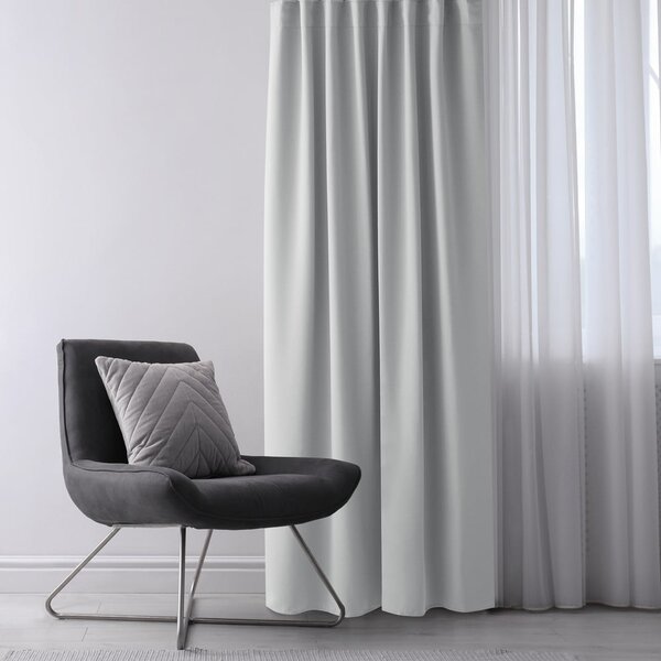 Světle šedý dimout závěs 140x175 cm Kierra – Restilo