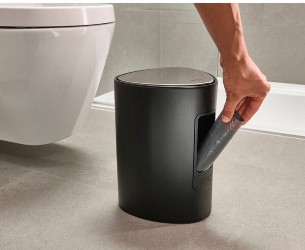 Matně černý nášlapný ocelový odpadkový koš 5 l EasyStore Luxe – Joseph Joseph