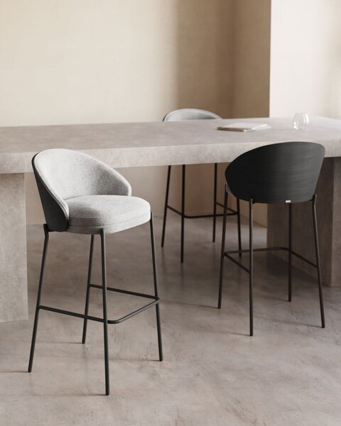 Černo-šedá barová židle (výška sedáku 65 cm) Eamy – Kave Home