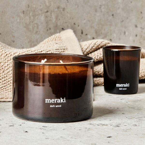 Sójová vonná svíčka Meraki Dark Wood 340 g