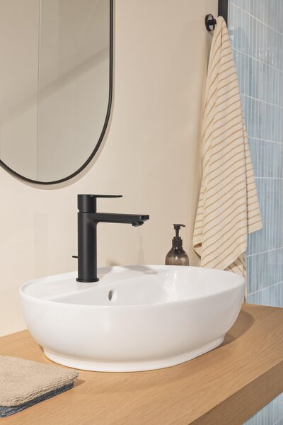 Grohe Lineare New umyvadlová baterie stojící černá 321142431