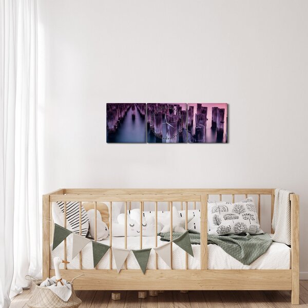 Obraz dřevěných kůlů (s hodinami) (90x30 cm)