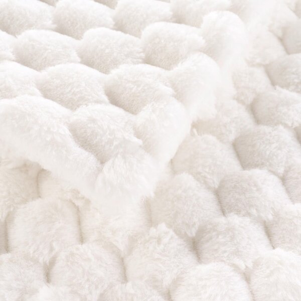 Krémová deka z mikroplyše 220x240 cm Frosty – douceur d'intérieur