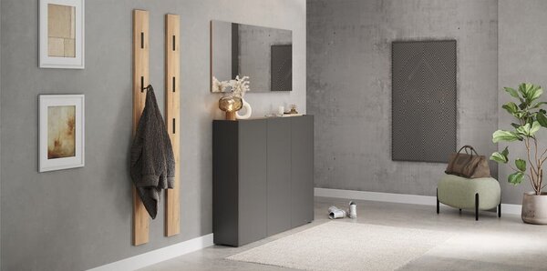 Antracitová skříňka v dekoru dubu 138x105x25 cm Libbiano – Germania