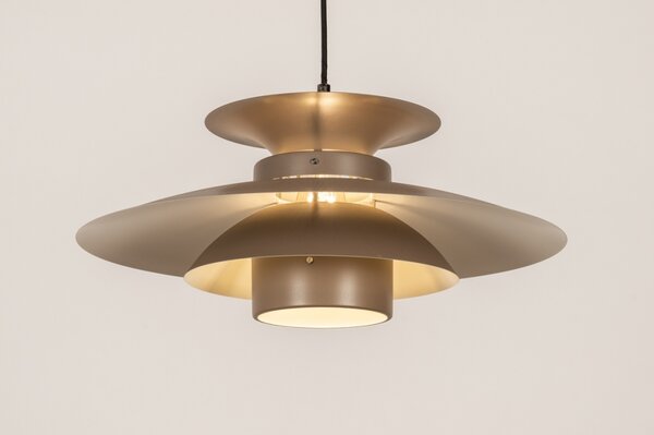 Závěsné retro svítidlo nad jídelní stůl Mansfeldt Dark Taupe (LMD)