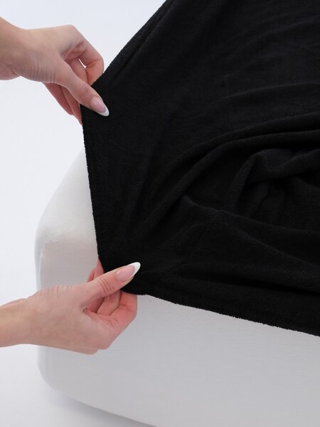 MK Lůžkoviny Froté prostěradlo 90 × 200 cm - černá