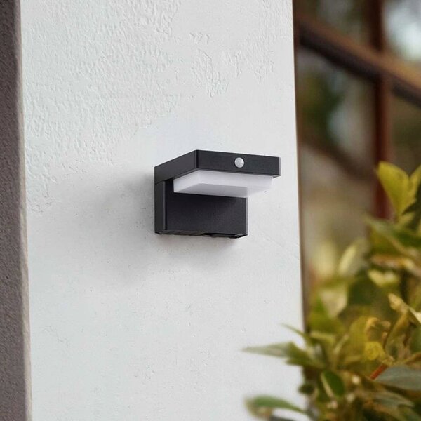 LED fasádní svítidlo 5 W, 400 lm, pohybové čidlo, IP44, teplá bílá, 11,5 × 8 × 12 cm
