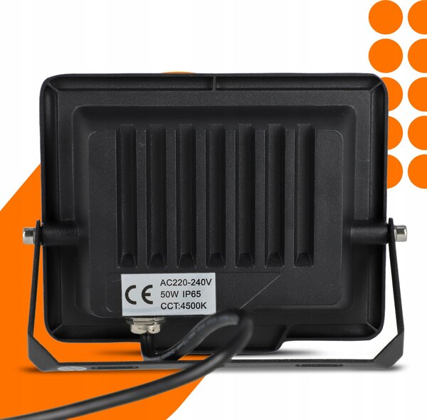 Solární LED reflektor 50 W, 4500 K, neutrální bílá, IP65, úhel 120°, 15 × 12 × 3 cm