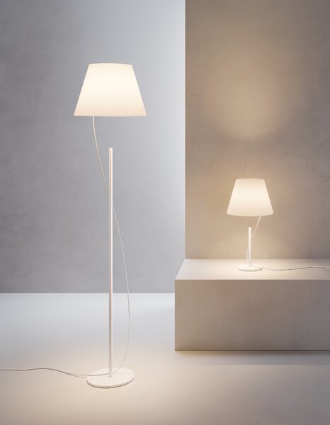 Lodes LED stojací lampa Hover, v. 149 cm, 2700K, 1x6,5W