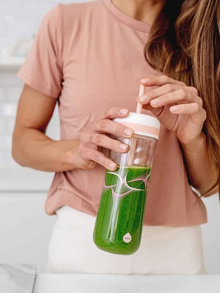Plastová BPA free lahev z tritanu na smoothie EQUA Flow 2v1 Beat 800 ml