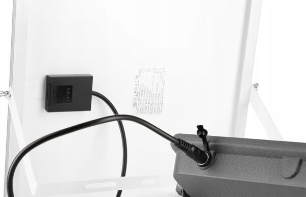 Solární LED reflektor 50 W, IP65