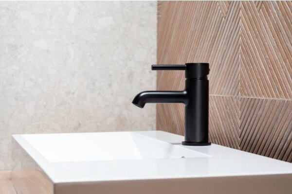 KFA Armatura 5032-815-81 - Umyvadlová baterie + výpusť MOZA 15,2 cm matná černá