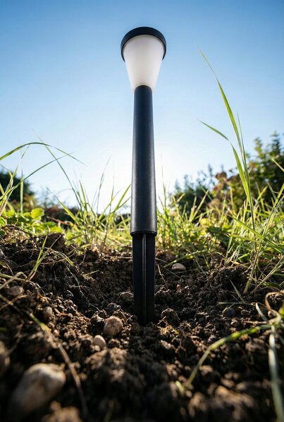 Černé LED solární zápichové svítidlo, IP44, studená bílá