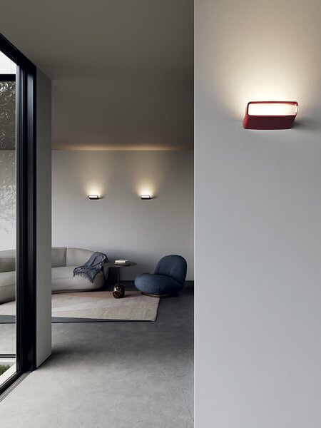 Lodes 17550 2030 Aile, černé nástěnné svítidlo pro nepřímé světlo, 2x8W LED 3000K stmívatelné, délka 19,2cm