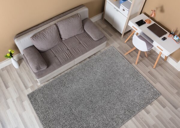 Oblíbený koberec Meggi Shaggy - šedý