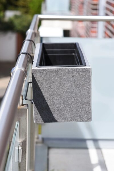 Balkónový truhlík BENNO, vláknocement, šířka 62 cm, šedý