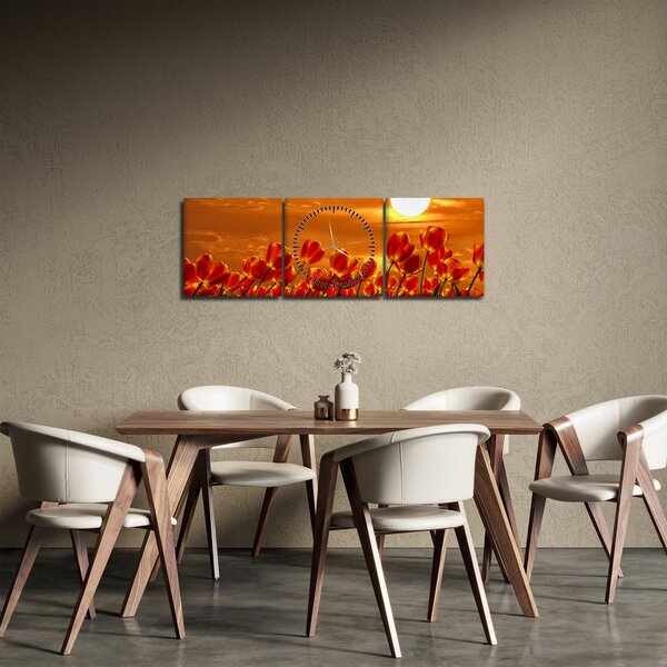 Obraz rozkvetlého lánu s tulipány (s hodinami) (90x30 cm)
