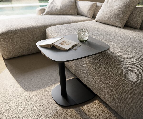 DELIFE Konferenční stolek Edge tvar oválný 50×50 cm keramika beton šedá Eleny kov černá