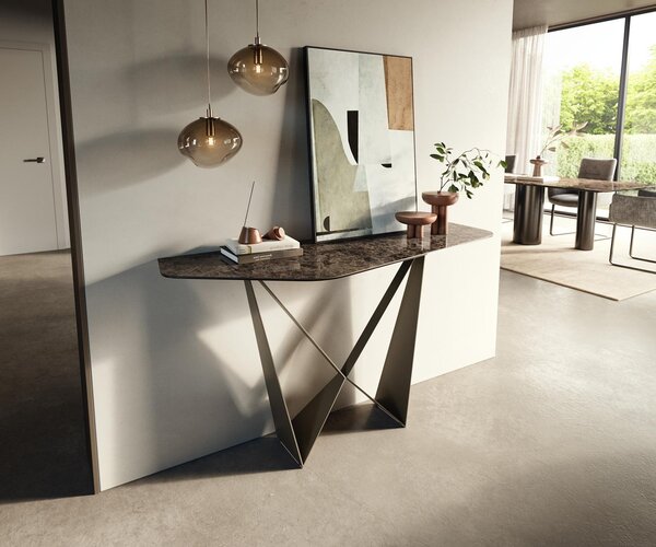 DELIFE Konzolový stůl Edge polygonální 140×50 cm keramika Emperador Extra Lucidato tmavě hnědá Spios kov titanová barva