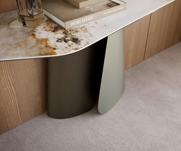 DELIFE Konzolový stůl Edge polygonální 180×50 cm keramika Minas Melange bílá béžová Livos kov titanová barva