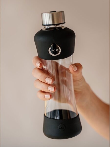 Skleněná lahev EQUA Active Black 550 ml