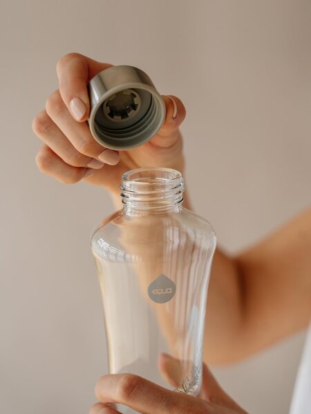 Skleněná lahev EQUA Feather 550 ml