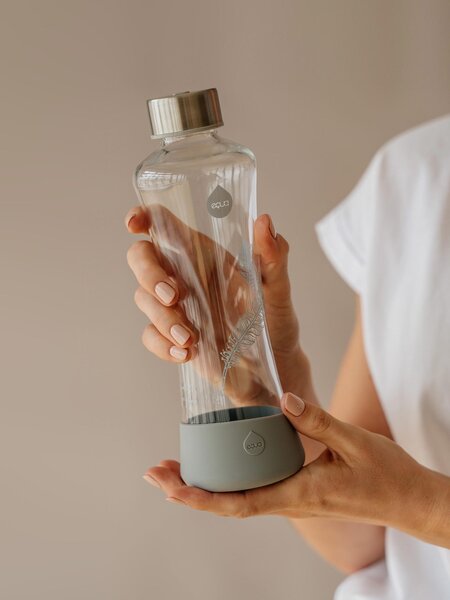 Skleněná lahev EQUA Feather 550 ml