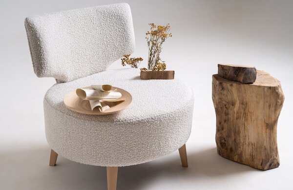 Nordic Design Bílé látkové bouclé křeslo Full