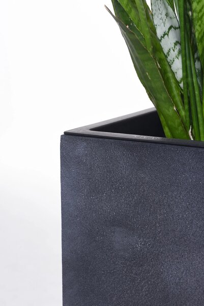 Květináč ELEMENTO, sklolaminát – vzhled kamene, šířka 88 cm, antracit
