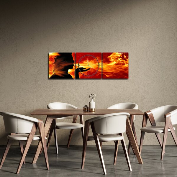 Obraz zeny s plameny (s hodinami) (90x30 cm)