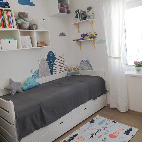 INSPIO-textilní přelepitelná samolepka - Modré samolepky na zeď - Kopce a obláčky do dětského pokoje pro kluky