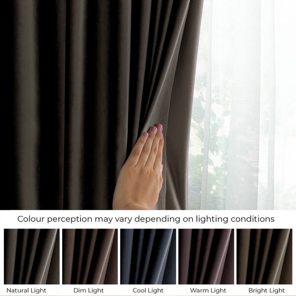Hnědý sametový dimout závěs 140x270 cm Eyelets – Restilo