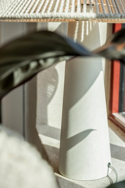 MARKSLOJD Markslöjd stolní lampa Favoro béžová