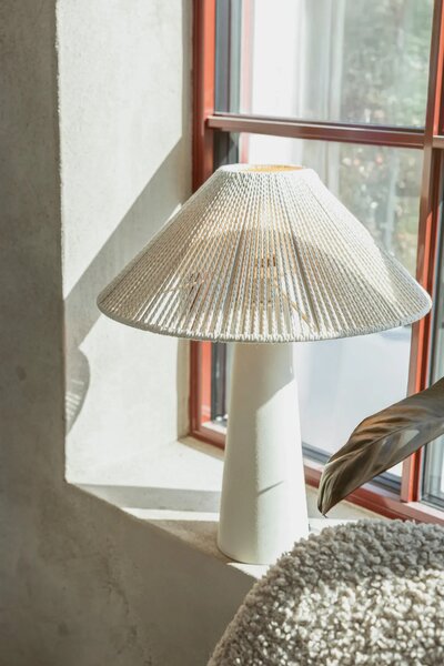 MARKSLOJD Markslöjd stolní lampa Favoro béžová