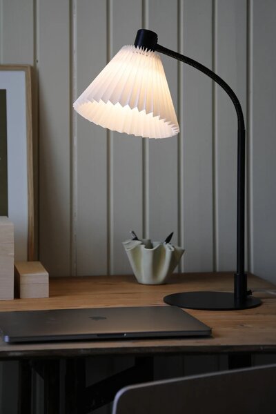 MARKSLOJD Markslöjd stolní lampa Mira bílá/černá
