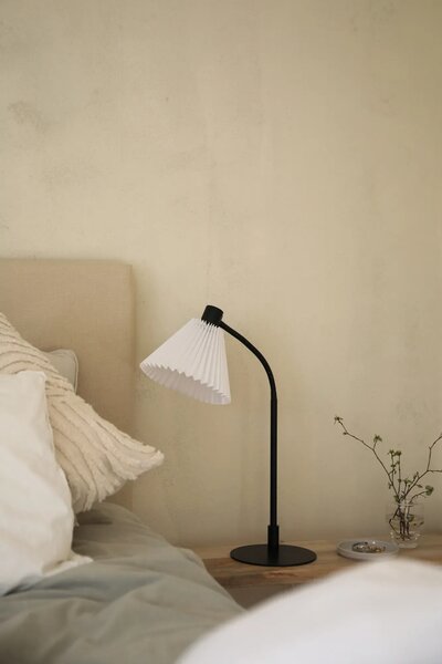 MARKSLOJD Markslöjd stolní lampa Mira bílá/černá