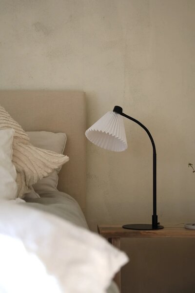 MARKSLOJD Markslöjd stolní lampa Mira bílá/černá