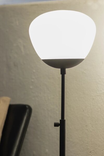 MARKSLOJD Markslöjd stolní lampa Rise černá malá