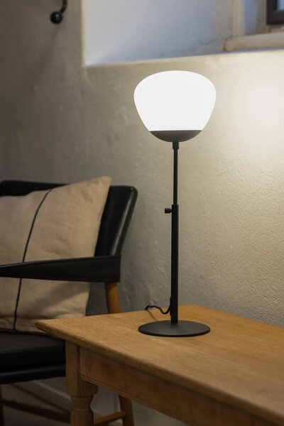 MARKSLOJD Markslöjd stolní lampa Rise černá malá