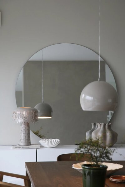 MARKSLOJD Markslöjd stolní lampa Verbera šedá