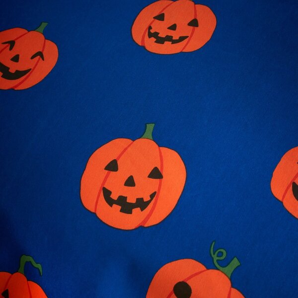 Modré/oranžové povlečení na dvoulůžko 200x200 cm Halloween Pumpkins – Catherine Lansfield