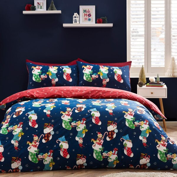 Červené/modré dětské povlečení do postýlky 120x150 cm Christmas Elves – Catherine Lansfield