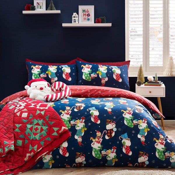 Červené/modré dětské povlečení do postýlky 120x150 cm Christmas Elves – Catherine Lansfield