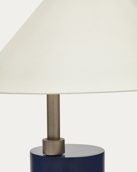 Tmavě modrá stolní lampa s kovovým stínidlem (výška 42 cm) Shiva – Kave Home