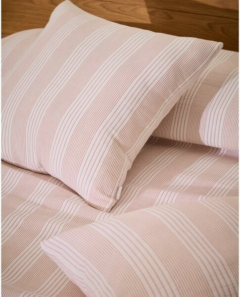 Červený/bílý bavlněný prošívaný přehoz 240x260 cm Macie – Kave Home