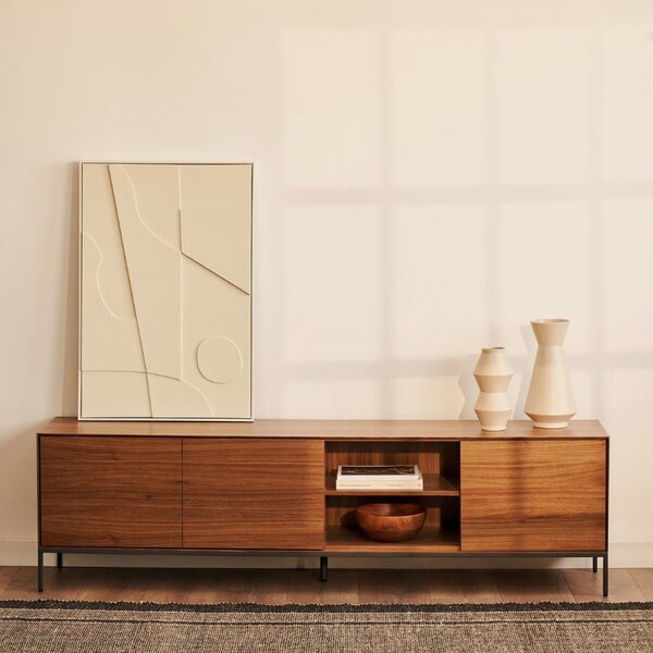 Ořechový TV stolek Kave Home Vedrana II. 195 x 40 cm